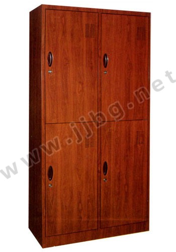 點(diǎn)擊查看商品:四門更衣柜（轉(zhuǎn)?。? width=